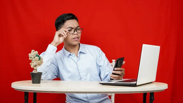 Wow Gezicht Van Jonge Aziatische Man Geschokt Verrast Wat Hij — Stockfoto