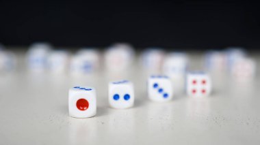 Zar numaraları dizi numarasına göre sıralanır