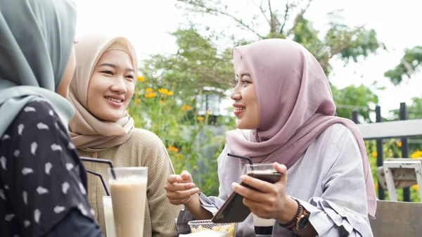 Asian Hijab Woman Group Smilling Cafe Friend — Stock Photo, Image