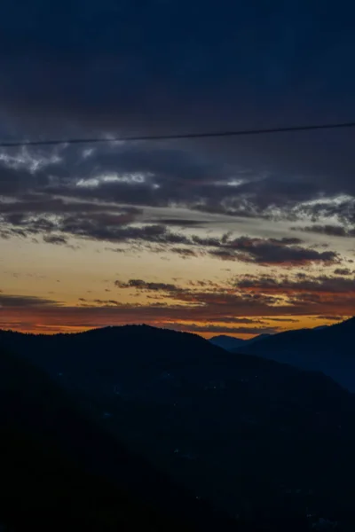 Ein Kleiner Blick Auf Den Ort Chopta Uttarakhand Mit Schneebedeckten — Stockfoto