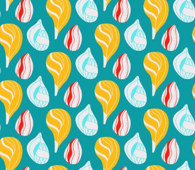 Çizgi film deniz kabukları ve mavi arka planda karalama süslemeleri olan kusursuz desenler. Okyanus sakinleriyle boho süsleri olan düz bir doku. Yumuşakça ve kabuklu vektör duvar kağıdı