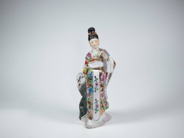 Sekiz ölümsüz seramik standı, beyaz sahnede çekim, Çin 'de efsanevi efsane..