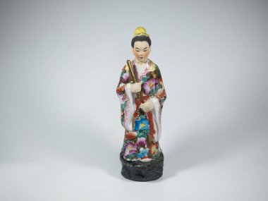 Sekiz ölümsüz seramik standı, beyaz sahnede çekim, Çin 'de efsanevi efsane..