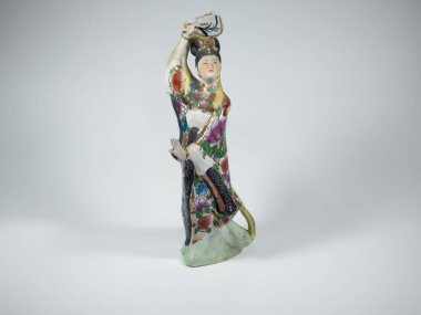 Sekiz ölümsüz seramik standı, beyaz sahnede çekim, Çin 'de efsanevi efsane..