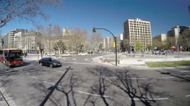 Time-lapse snijpunt in de stad hete uur — Stockvideo