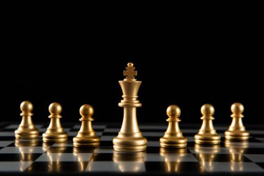 Fikirler, rekabet ve strateji için satranç tahtası oyunu, iş başarısı konsepti