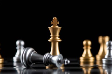 Fikirler, rekabet ve strateji için satranç tahtası oyunu, iş başarısı konsepti