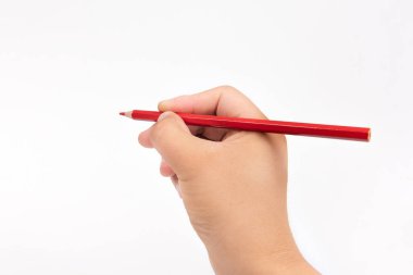 Beyaz arka planda izole edilmiş kalemi olan bir adam.