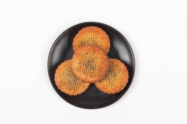 Çin Güz Festivali ortası Ay pastası beyaz arka planda