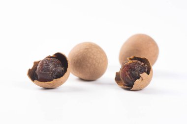 Kurumuş Longalılar beyaz arkaplanda izole edilmiş