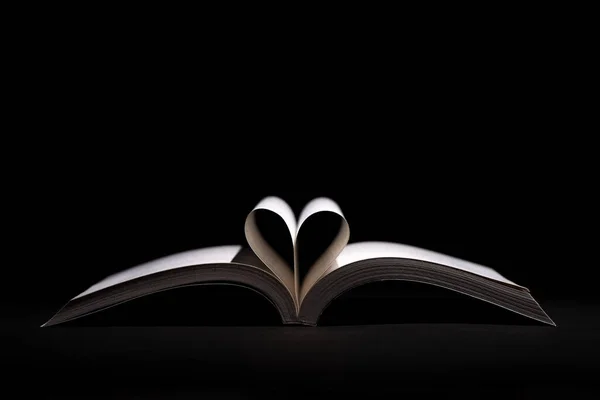 Open Books Heart Black Background — Stock Photo, Image