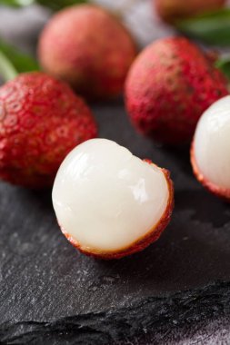 Taze litchi, lichee, lychee, veya Litchi chinensis yakın çekim