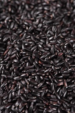 Çiğ pirinç tanelerine yakın çekim