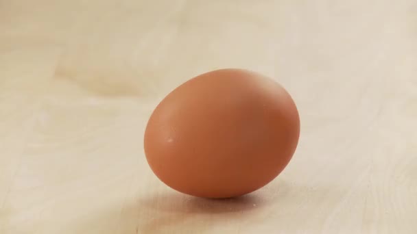 Hand taking an egg — Stock Video