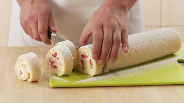 Rouleau de fraises en tranches — Video