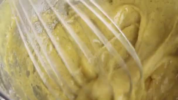 Whisking vanilla custard — Stock Video