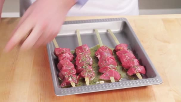 Kebab di agnello marinato — Video Stock