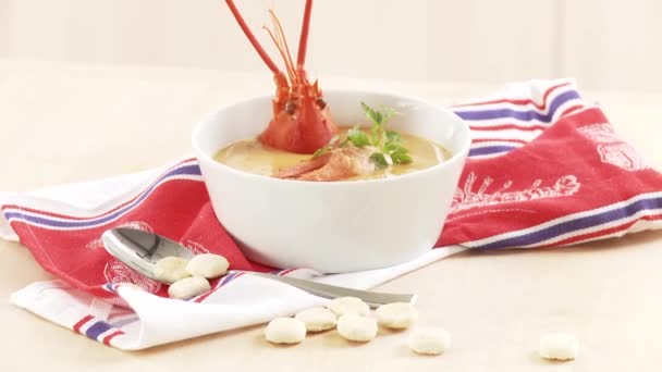 Crème de soupe de homard — Video