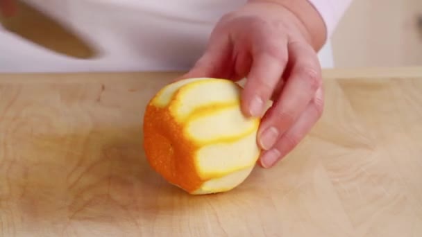 Різання очищені Севільї помаранчевий — стокове відео
