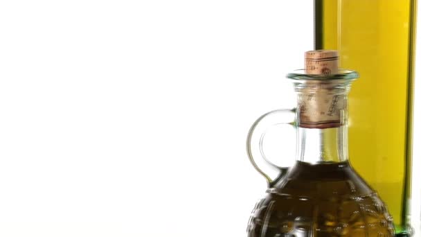 Différentes huiles différentes — Video