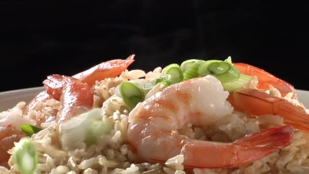 Riz brun aux crevettes — Video