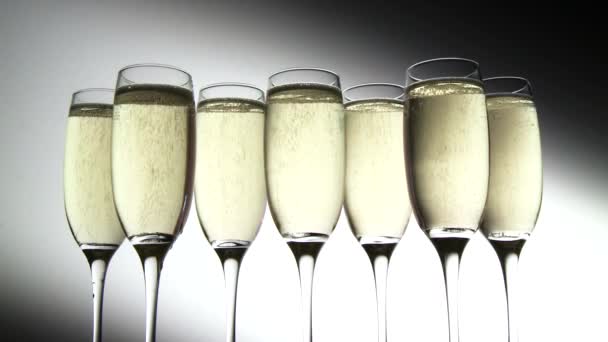 Several glasses of champagne — Stock Video