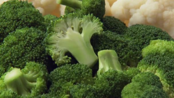 Broccoli, blomkål och brysselkål — Stockvideo