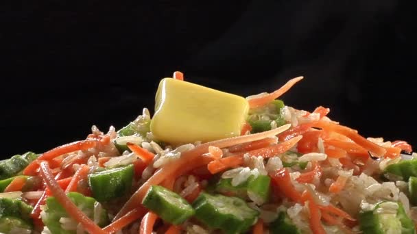 Riz brun aux carottes — Video