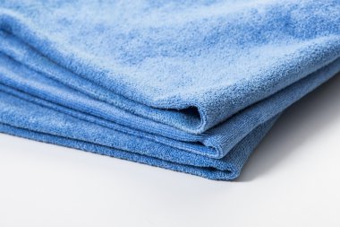 Araba temizleme işlemi için mikrofiber havlu