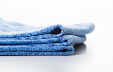 Araba temizleme işlemi için mikrofiber havlu