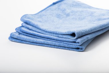 Araba temizleme işlemi için mikrofiber havlu