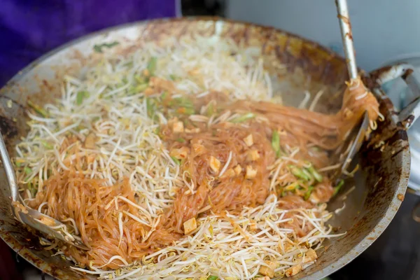 Thai fried vermicelli noodle vegetarian style