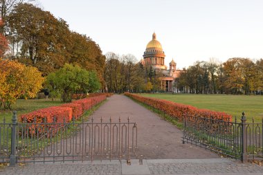 St. Isaac's Cathedral Admiralty set of görünümü