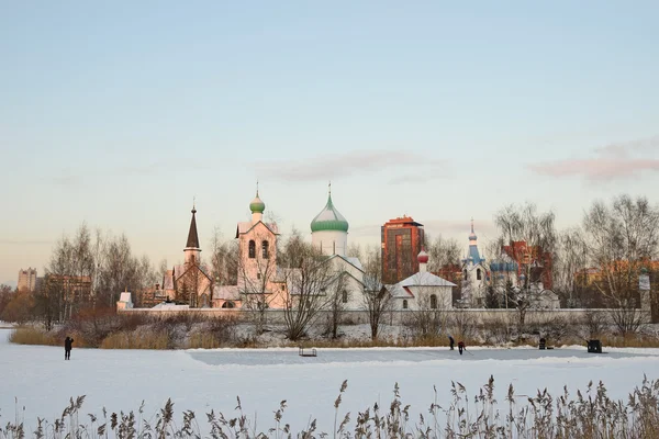 Вид на три церкви в парке Пулково — стоковое фото