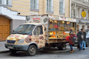 Mobil otomotiv şekerleme ve alıcılar, St. Petersburg 201