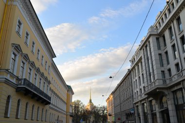 Bahriye Voznesensky umudu içinde kulenin görünümünü