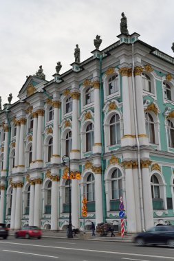 Yol onarım Palace Köprüsü yakınlarında yol işaretleri
