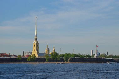 Peter ve Paul fortress, Neva nehir, St. Pet mavi gökyüzü