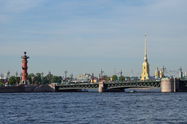 Palace bridge, Peter ve Paul fortress, St. p Rostral sütun