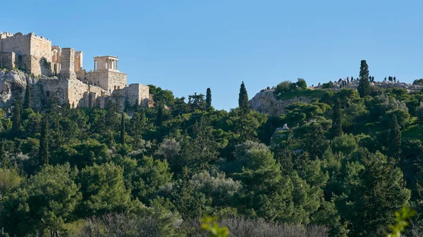 Antik Atina Akropolü ve Turistik Alan Tepesi.                       