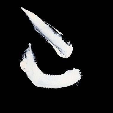 Siyah arkaplan zen tarzı arkaplan ve doku üzerinde dinamik beyaz fırça darbeleri
