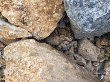 İlginç ve yaratıcı arka planlar için kaya kayaları.