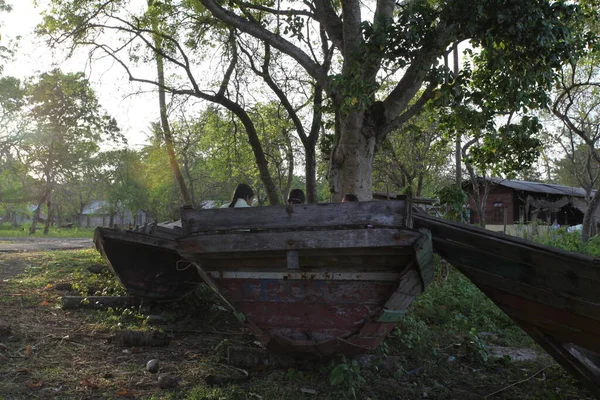 Старі Дерев Яні Рибальські Човни Пляжі Індії — стокове фото