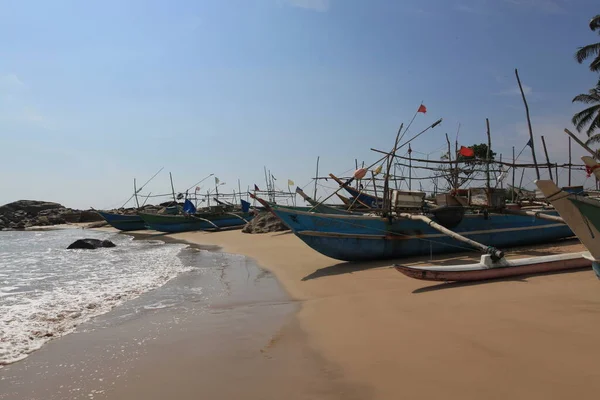 Vecchie Barche Pesca Legno Sulla Spiaggia India — Foto Stock