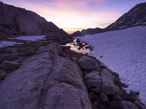 Mt whitney high camp morgen — Stockfoto