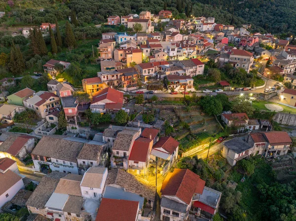 Episkepsi Köyünün Gece Çatıları Hava Perspektifi, Korfu