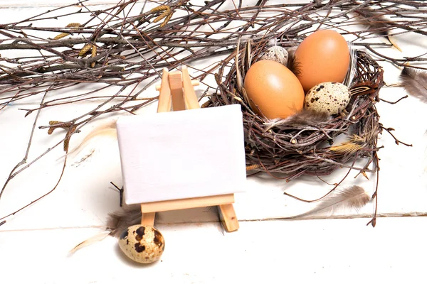 Easter preparation. brown chicken eggs ,nest — Stock Photo, Image