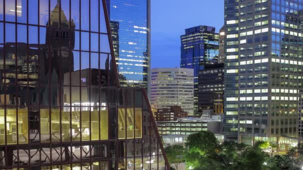 Tiro Largo Linhas Ângulos Luzes Arranha Céus Minneapolis Downtown Skyline — Vídeo de Stock