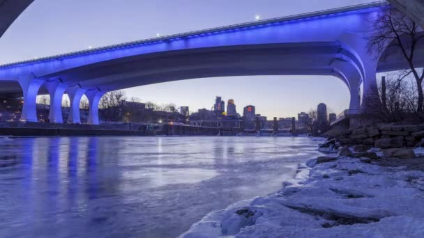 Ευρεία Γωνία Cityscape Της Minneapolis Από Κάτω Από Την Εικονική — Αρχείο Βίντεο