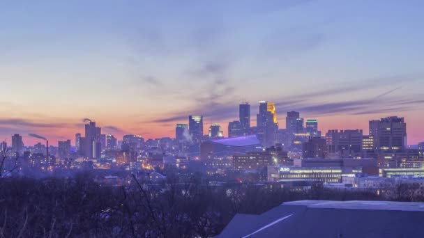 Medium Wide Shot Sweeping Vista Minneapolis Beautiful Winter Twilight Hour — Stok Video